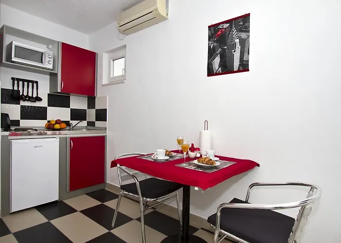 Yvonne Apartament Trogir