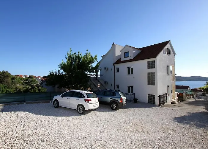 Yvonne Apartament Trogir