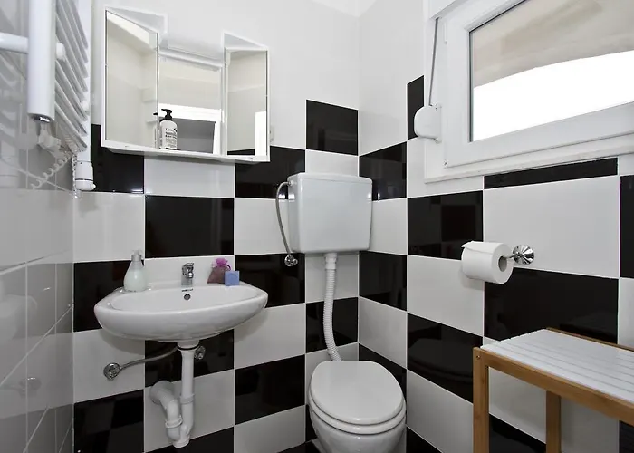 Appartement Yvonne *