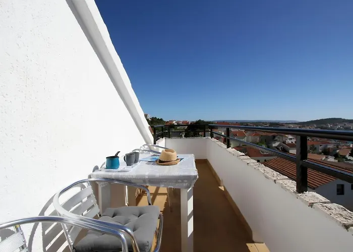 Appartement Yvonne *